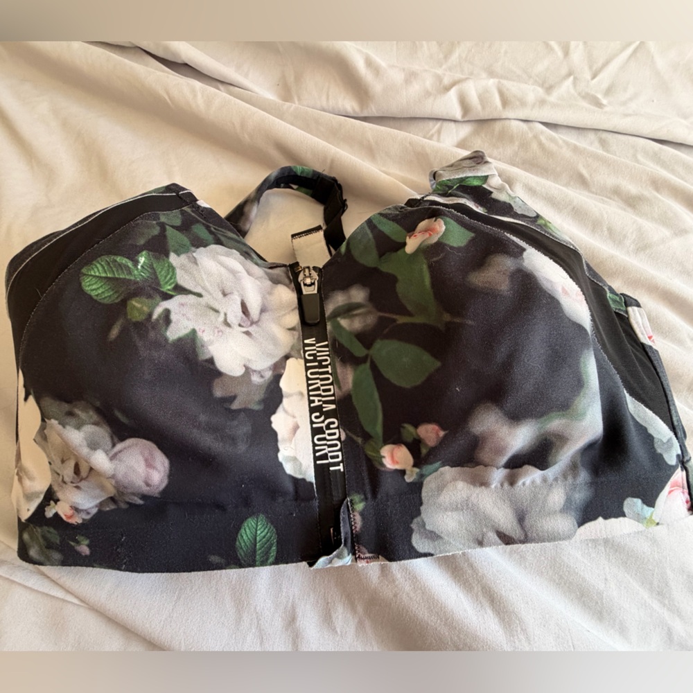 Victoria's Secret Black Floral Bra